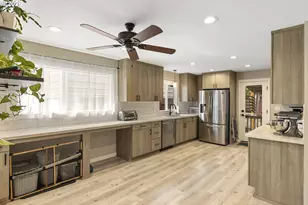 6352 Caufield St, West Linn, OR 97068 - Photo 10