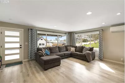 6352 Caufield St, West Linn, OR 97068 - Photo 6