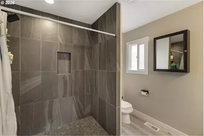 6352 Caufield St, West Linn, OR 97068 - Photo 18