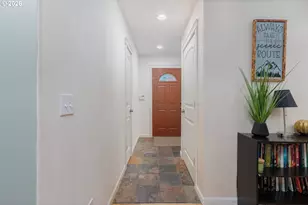 654 NE 8th Pl, Toledo, OR 97391 - Photo 4
