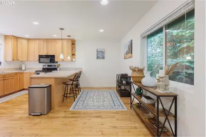 654 NE 8th Pl, Toledo, OR 97391 - Photo 14