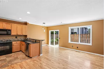 6546 NE Forest Ln, Hillsboro, OR 97124 - Photo 8