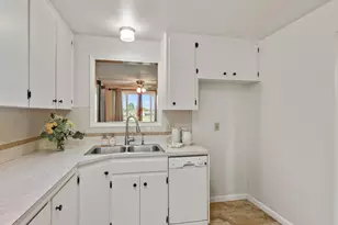 1075 Princeton Rd, Woodburn, OR 97071 - Photo 22