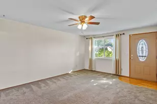 1075 Princeton Rd, Woodburn, OR 97071 - Photo 10