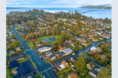 1334 8th St, Astoria, OR 97103 - Photo 38