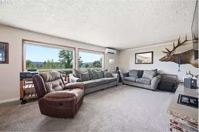 80 Summit Dr, Kalama, WA 98625 - Photo 4