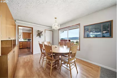 80 Summit Dr, Kalama, WA 98625 - Photo 8