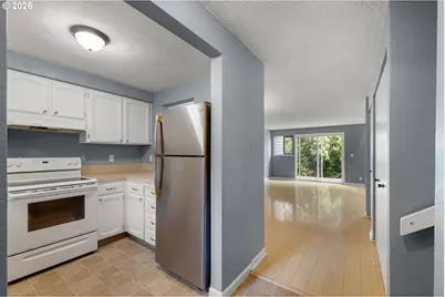 4441 Fox Hollow Rd #7, Eugene, OR 97405 - Photo 4