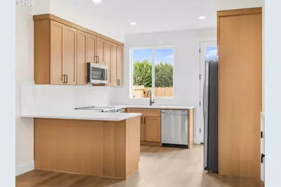 3134 NE 72nd Ave, Portland, OR 97213 - Photo 6