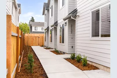 3134 NE 72nd Ave, Portland, OR 97213 - Photo 2