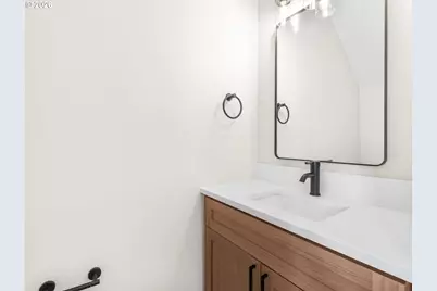 3134 NE 72nd Ave, Portland, OR 97213 - Photo 8