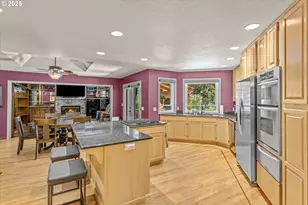 14709 SW Scarlett Dr, Tigard, OR 97224 - Photo 16