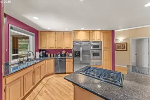 14709 SW Scarlett Dr, Tigard, OR 97224 - Photo 14