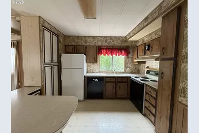 63659 Clear View Dr, Coos Bay, OR 97420 - Photo 14