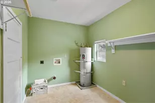 119 Wesley (605 Miller) St, Silverton, OR 97381 - Photo 14