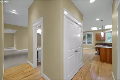 3085 Summit Sky Blvd, Eugene, OR 97405 - Photo 22