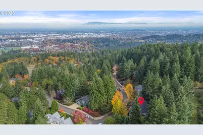 3085 Summit Sky Blvd, Eugene, OR 97405 - Photo 2