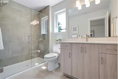 15133 E Burnside, Portland, OR 97233 - Photo 18