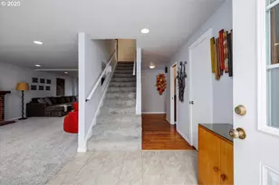 4905 NW Kahneeta Ct, Portland, OR 97229 - Photo 6