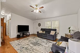 600 Donruss Dr, Roseburg, OR 97471 - Photo 6