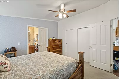 600 Donruss Dr, Roseburg, OR 97471 - Photo 20