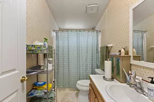 600 Donruss Dr, Roseburg, OR 97471 - Photo 30