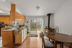 600 Donruss Dr, Roseburg, OR 97471 - Photo 8