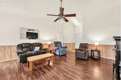 2592 Cubit St, Eugene, OR 97402 - Photo 6