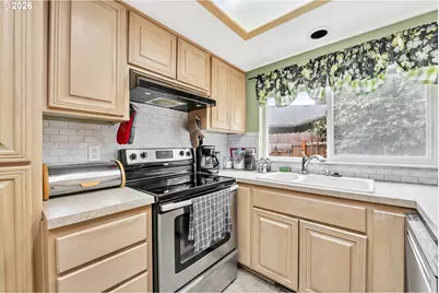 2592 Cubit St, Eugene, OR 97402 - Photo 14