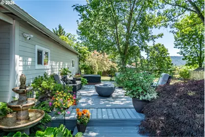 421 NW Cary St, Winston, OR 97496 - Photo 32