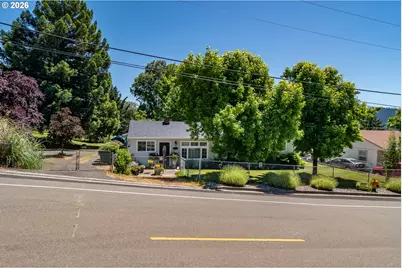 421 NW Cary St, Winston, OR 97496 - Photo 46