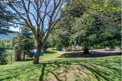 421 NW Cary St, Winston, OR 97496 - Photo 40