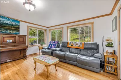 2398 Cole Rd, Salem, OR 97306 - Photo 12