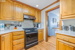 2398 Cole Rd, Salem, OR 97306 - Photo 10