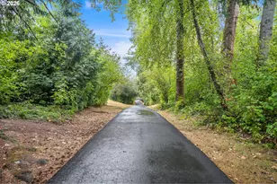 13158 SW Shore Dr, Tigard, OR 97223 - Photo 34