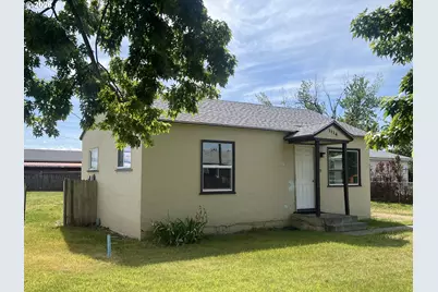 1114 N Elizabeth St, Milton-Freewater, OR 97862 - Photo 2