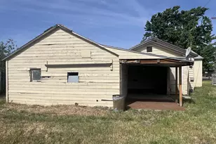 1114 N Elizabeth St, Milton-Freewater, OR 97862 - Photo 6