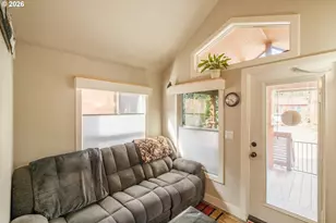 8372 SE Enchanted Way, Turner, OR 97392 - Photo 4