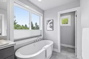 5425 NE 32nd Pl, Portland, OR 97211 - Photo 24