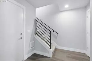 5425 NE 32nd Pl, Portland, OR 97211 - Photo 30