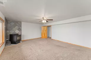 411 Woodland Dr, Winston, OR 97496 - Photo 20