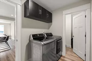 630 S 10th St, Creswell, OR 97426 - Photo 28