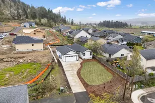 630 S 10th St, Creswell, OR 97426 - Photo 30