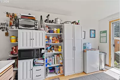 405 S Marple St, Coos Bay, OR 97420 - Photo 24