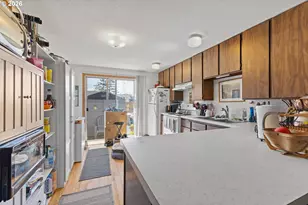 405 S Marple St, Coos Bay, OR 97420 - Photo 22