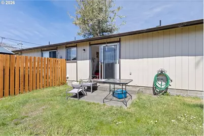 405 S Marple St, Coos Bay, OR 97420 - Photo 12