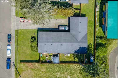 405 S Marple St, Coos Bay, OR 97420 - Photo 2