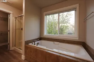 4711 E Masters Dr, Newberg, OR 97132 - Photo 32