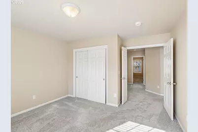 18233 SW Santoro Dr, Beaverton, OR 97007 - Photo 32