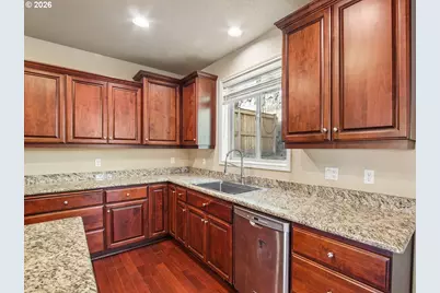 18233 SW Santoro Dr, Beaverton, OR 97007 - Photo 10